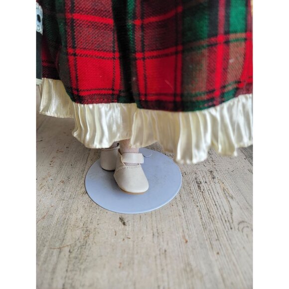 Victorian porcelain Cathy doll Xmas home decor unique plaid - Picture 4 of 10